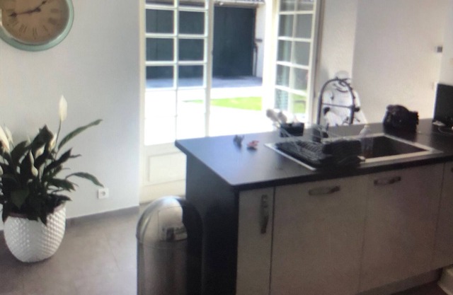 Very nice house in the heart of Chantilly, near the castle, the racetrack.