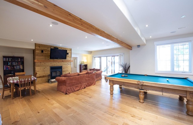 Very spacious and elegant, neat, executive apartment c/w hot tub and pool table.