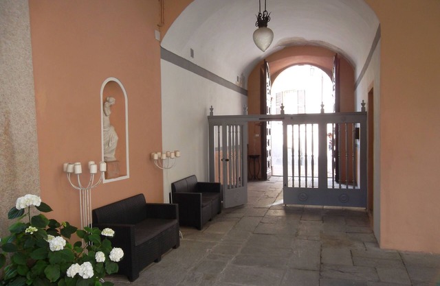 Vesna Loft in Luino Historic House