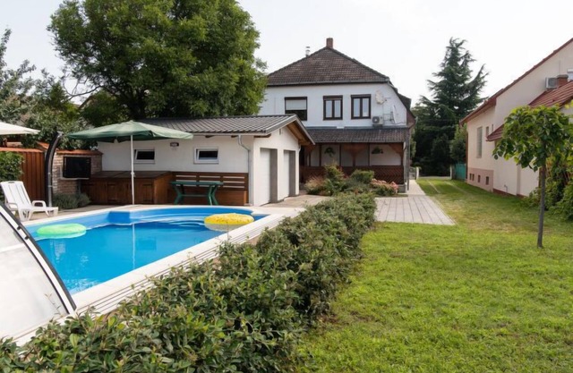 Victoria by Interhome