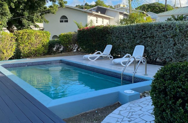View 61 Hibiscus with Private pool