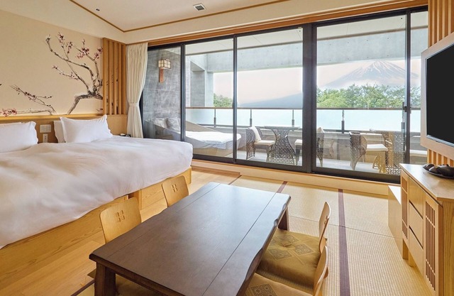 View of Mt Fuji Deluxe JapaneseWestern Room Room only/Minamitsuru-gun Yamanashi