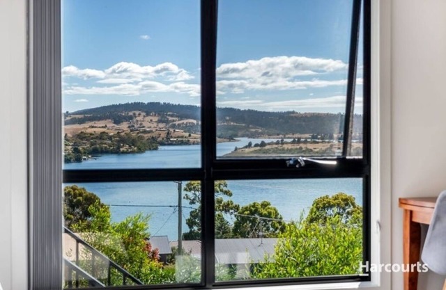 VIEWS ON FALCON : nPerfect for couples or solo travellers