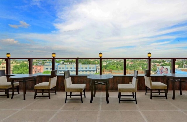 Vijaya Tej Clarks Inn