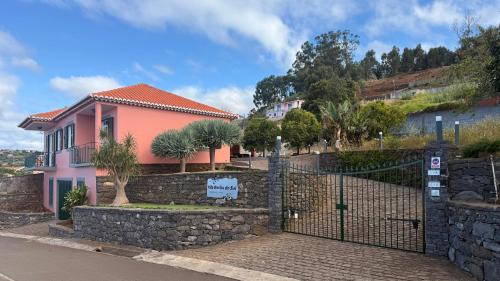 Vila Rocha Do Sol 59A - Ensuite Room With Balcony View