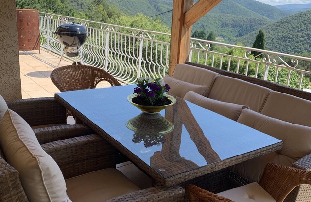 villa Cevennes mountains with heated private pool