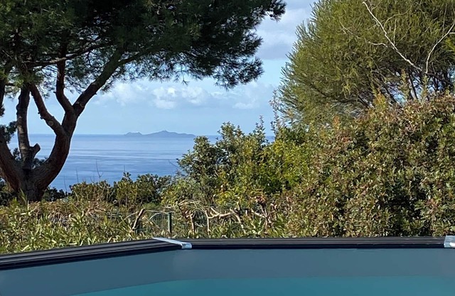 Villa 180 m2 sea view Swimming pool Clim absolute quiet large garden Beach Agosta