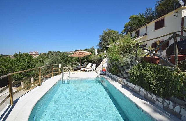 Villa -50 Min From Rome, Amazing View & Comfort