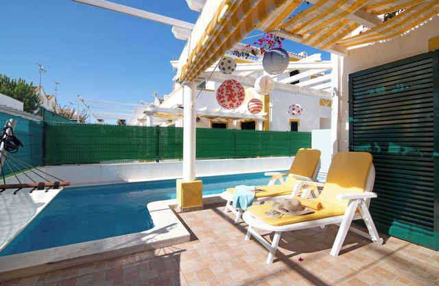 "Villa Alagoa" with Pool, Wi-Fi, A/C & Garden