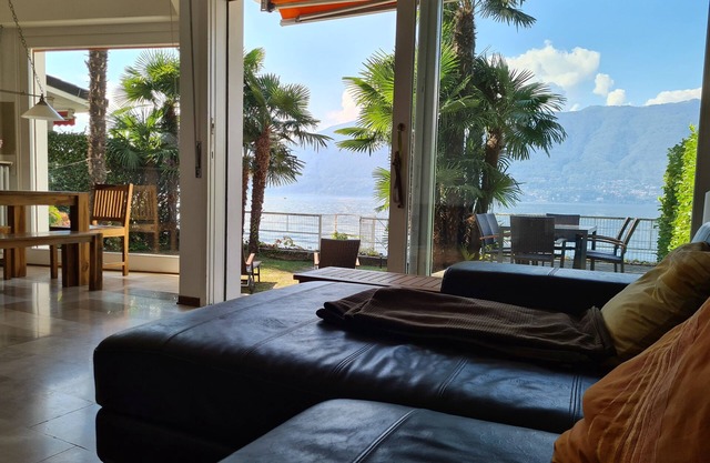 Villa Alba - dream view and direct beach access