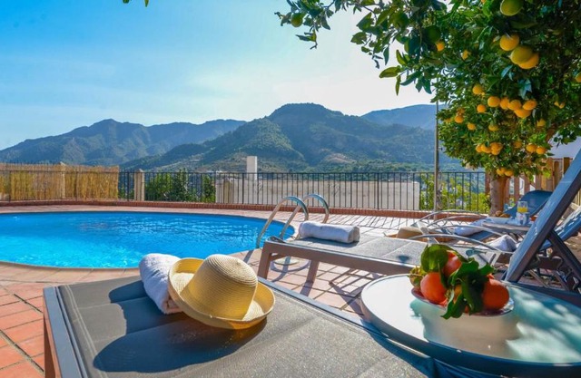 Villa Alborada Los Guajares by Ruralidays