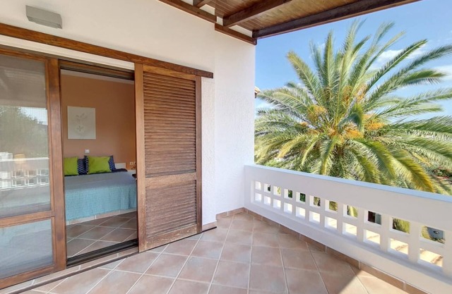 Villa Amy with Pool in Porto Hydra, by Goutos Properties