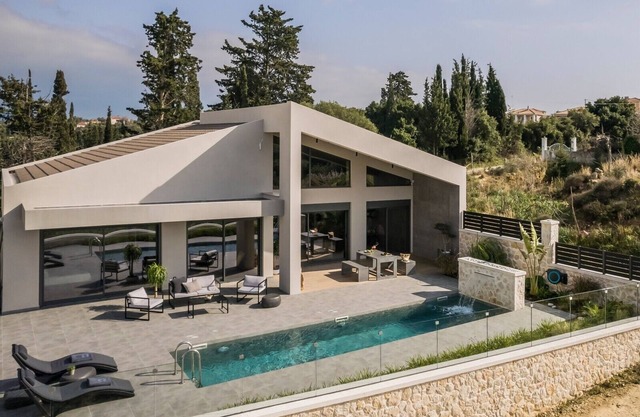 Villa Anait