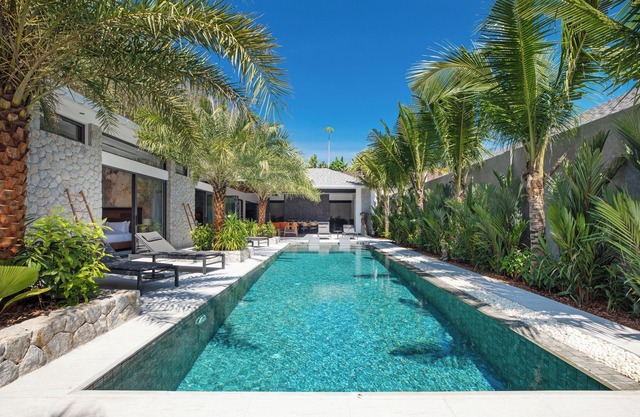 Villa Andaman 3 - Luxury 4 bedroom villa in delightful Tambon Rawai, Phuket
