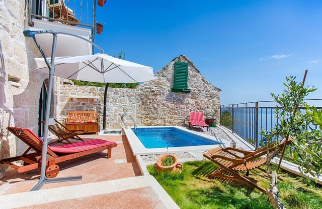 Villa Andrea in Brela, private pool