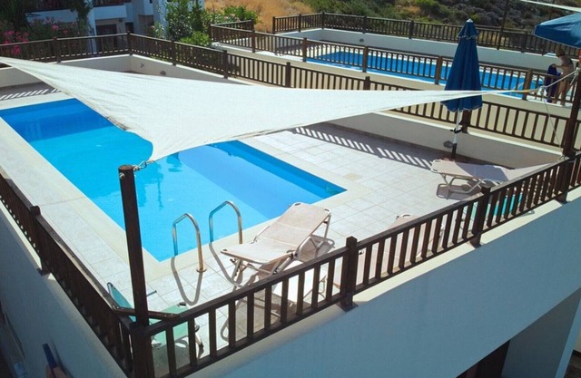 Villa Anemos Spacious house on ocean front with private rooftop swimming pool,