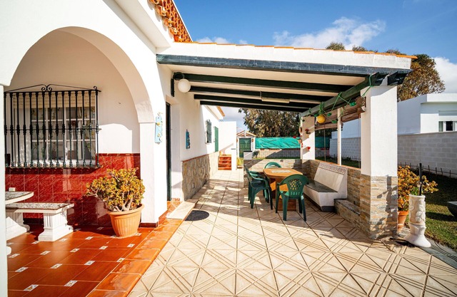 Villa Angela el Palmarnvery close to the beach (pets free)