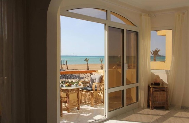 Villa Anna & Snake - Deluxe One-Bedroom Apartment with Ocean View