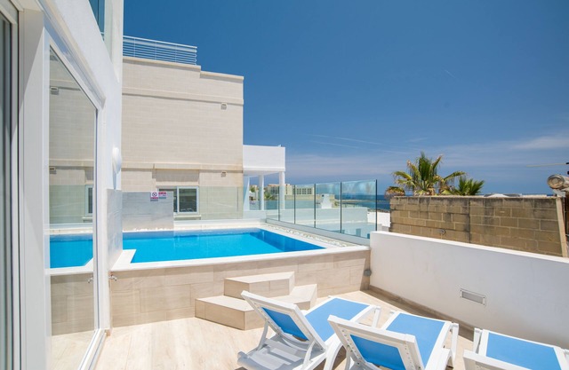 Villa Apartment with private pool and unobstructed Sea Views