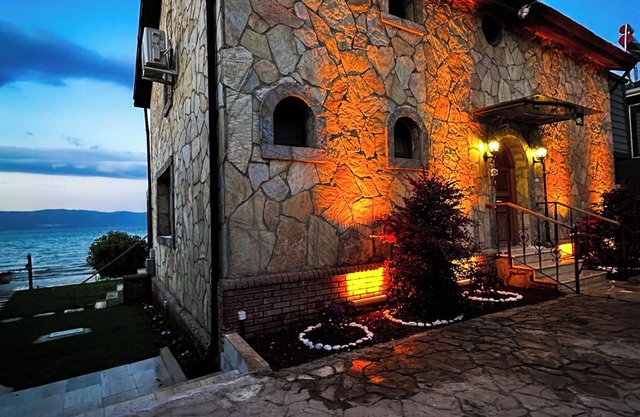 Villa Atroa