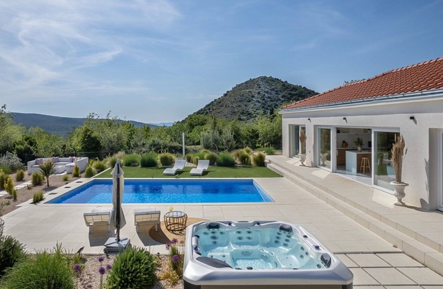 Villa Atticora with Pool