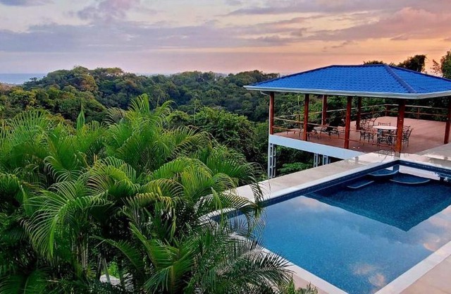 Villa Azul