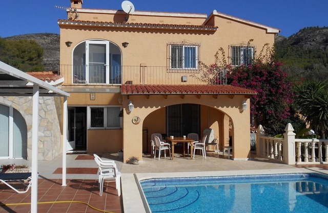 Villa Bernia with pool for 3 villa, s