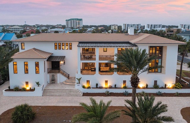 Villa Blanco - Huge Waterfront Home in Destin Near the Beach with Large Private Pool & Theater
