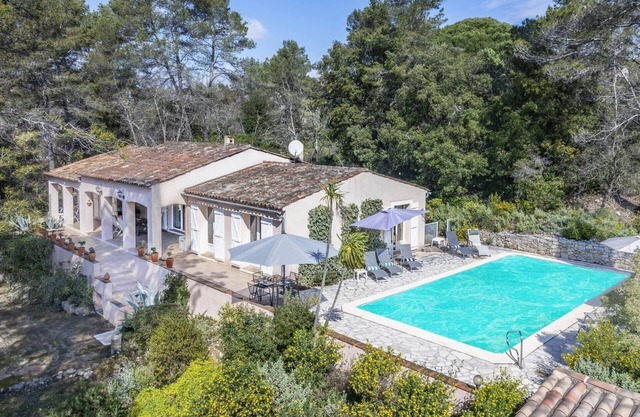 Villa Bois Tranquille by Villa Plus