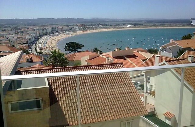 Villa by the sea with private pool exelente view of the bay and marginal