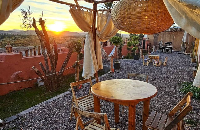 Villa Calm, Panoramic View of the Lake and Mountains, Ouarzazate Center