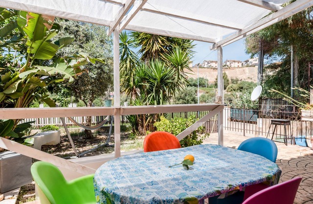 Villa 'Casa Melograno' with Sea View, Private Garden and Wi-Fi