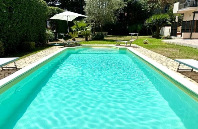 Villa Cavagrande with private pool and solarium