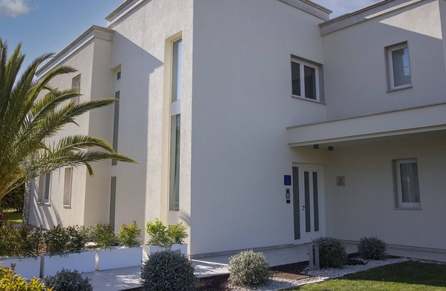 Villa Celine nearby Umag – Crovillas GmbH