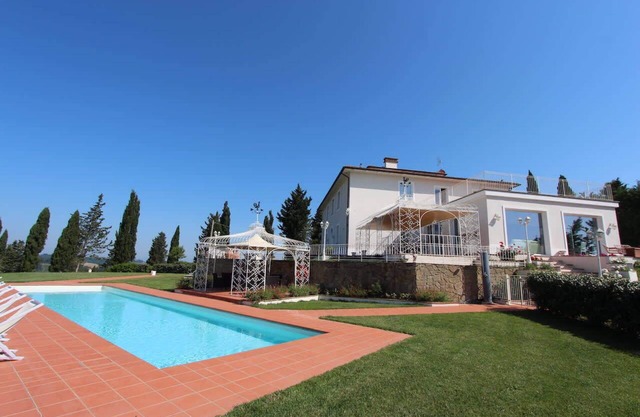 Villa Certaldo Summar