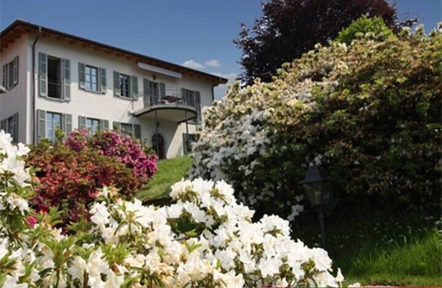 Villa Charme id 2116 Luxury Villa with Beautiful Lake view, panoramic Pool, A/C