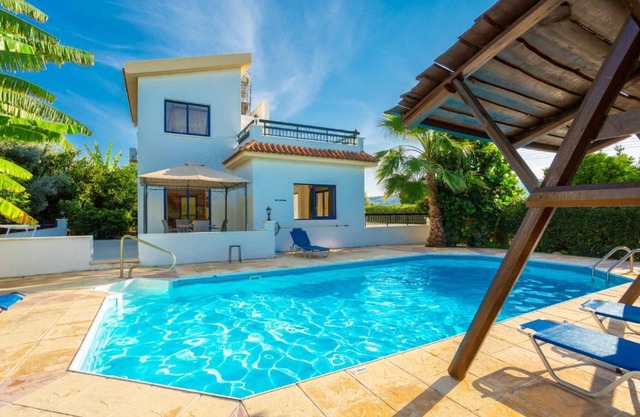 Villa Charoula Exi