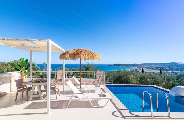 Villa Chrysso Horio 1 by Villa Plus