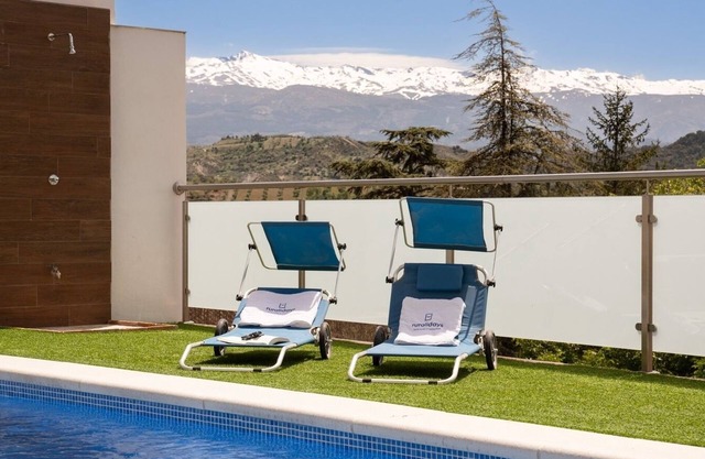 Villa Cuesta Colorada Huétor Santillán by Ruralidays