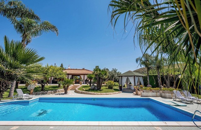 Villa Cutrera 8, Emma Villas