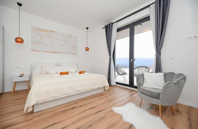 Villa Dasy with heated pool