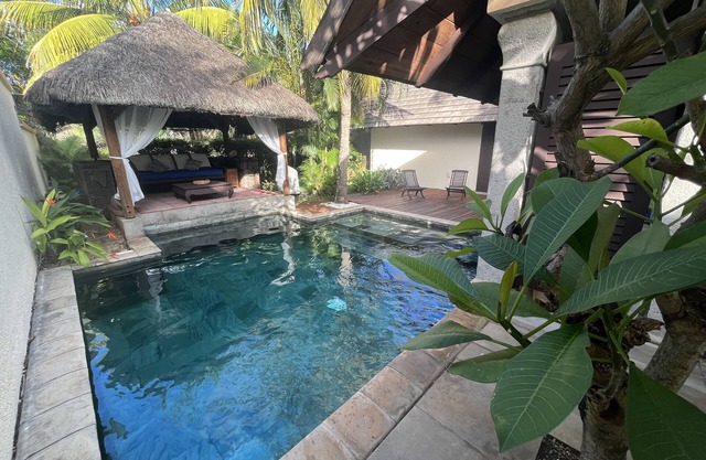 Villa de Charme Tropicale Située à 500 m de la Plage de Pereybère