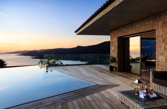 Villa de Luxe de 4 Chambres Avec Vues Incroyables sur le Golf D'olmetto