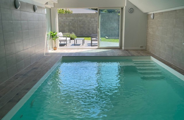 Villa de Standing en Champagne Avec Piscine
