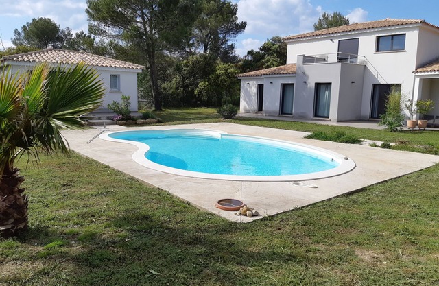 Villa de Standing de 190 m² Avec Piscine