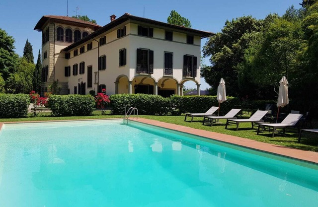 Villa di Lucciano - Authentic & Luxurious Estate