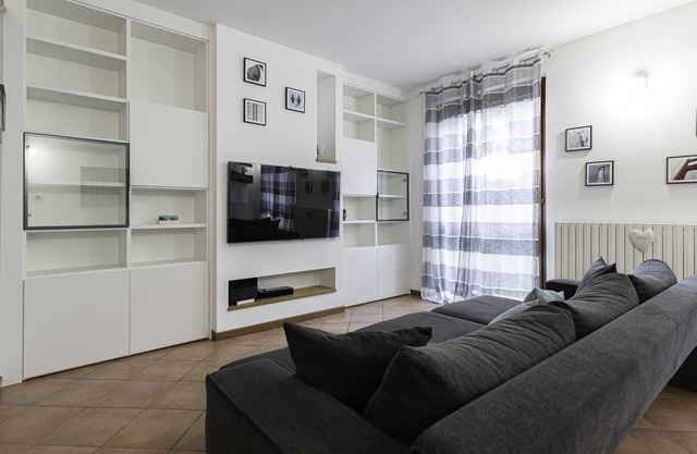 Villa Donatori - Three Bedroom Villa, Sleeps 5