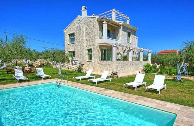 Villa Elaia by PosarelliVillas