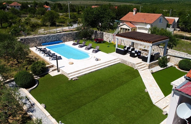 Villa Elder ZadarVillas