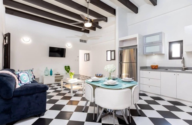 Villa Esmeralda | Large 2 Bedroom in beautiful Old San Juan